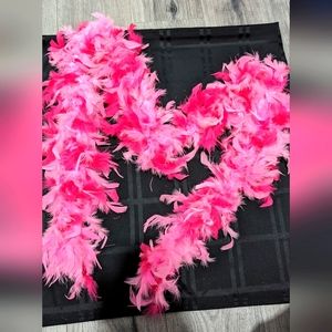 BOA (PINK FLAMINGO Feathered Boa)